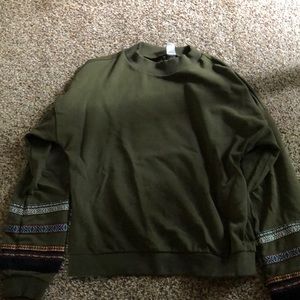 H&M crew neck sweatshirt with sleeve detailing